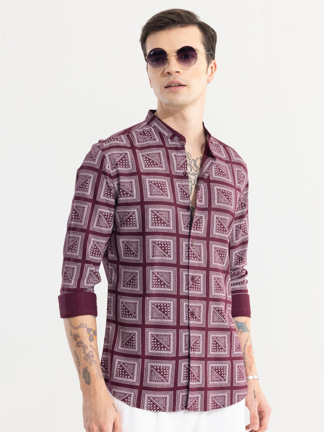 

Snitch Men Classic Slim Fit Opaque Printed Casual Shirt, Maroon