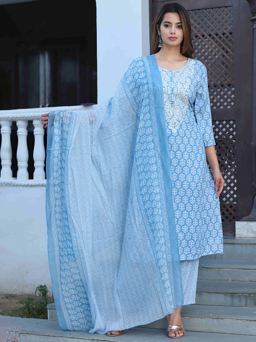 

DARVIKAA COLLECTION Floral Printed Regular Thread Work Kurta With Trousers & Dupatta, Blue