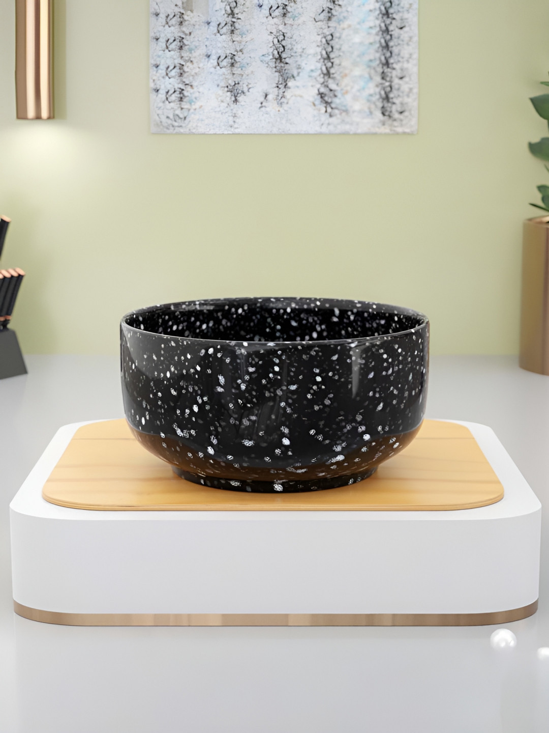 

The Earth Store Black & White Textured Ceramic Glossy Bowls 900 ml