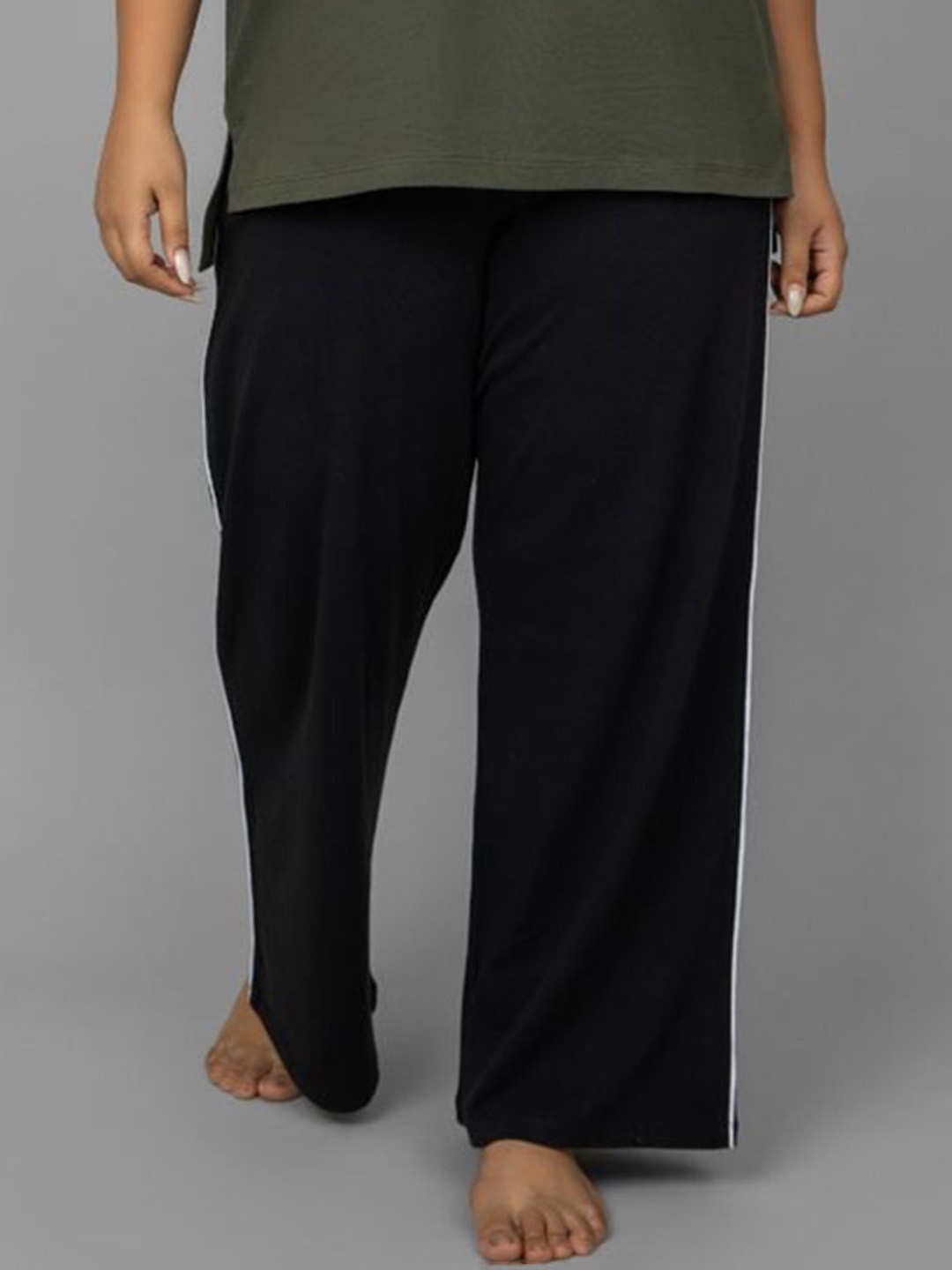 

necesera Women Pure Cotton Mid Rise Lounge Pants, Black