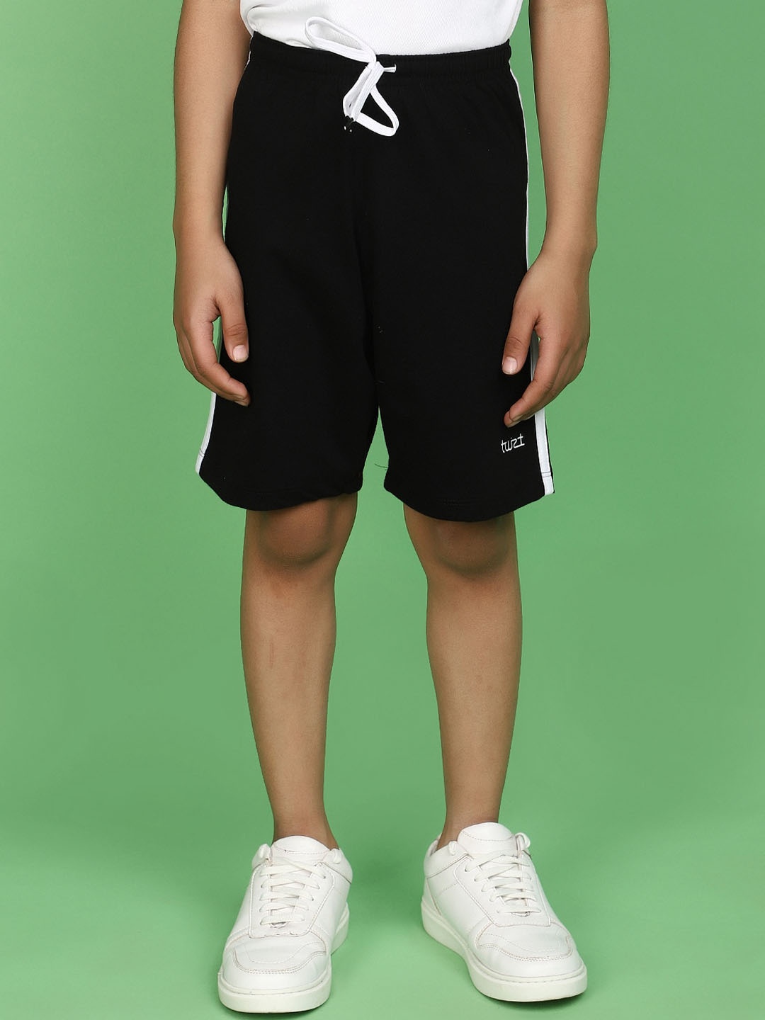 

V-Mart Boys Mid-Rise Cotton Shorts, Black