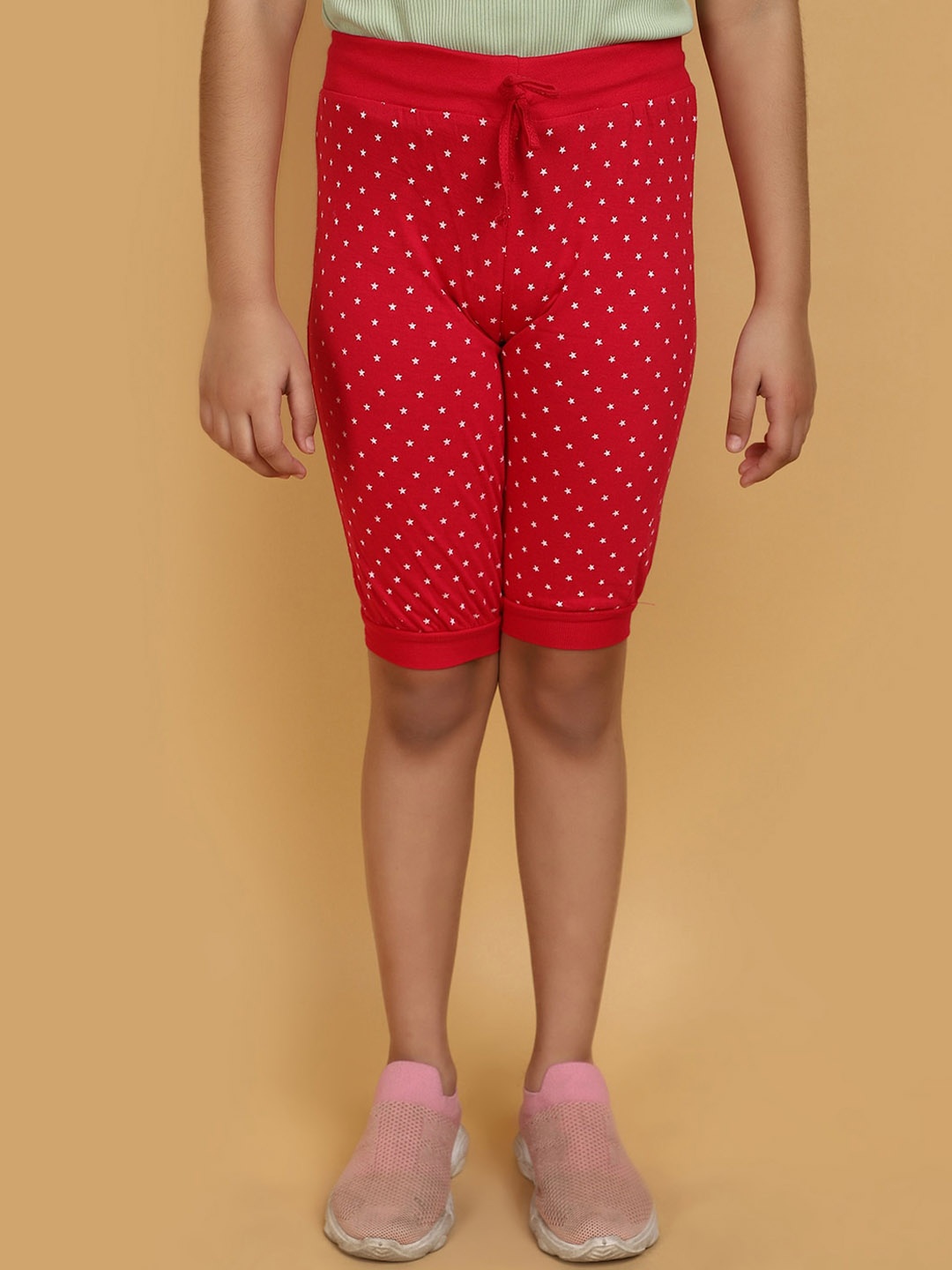 

V-Mart Girls Printed Cotton Shorts, Fuchsia