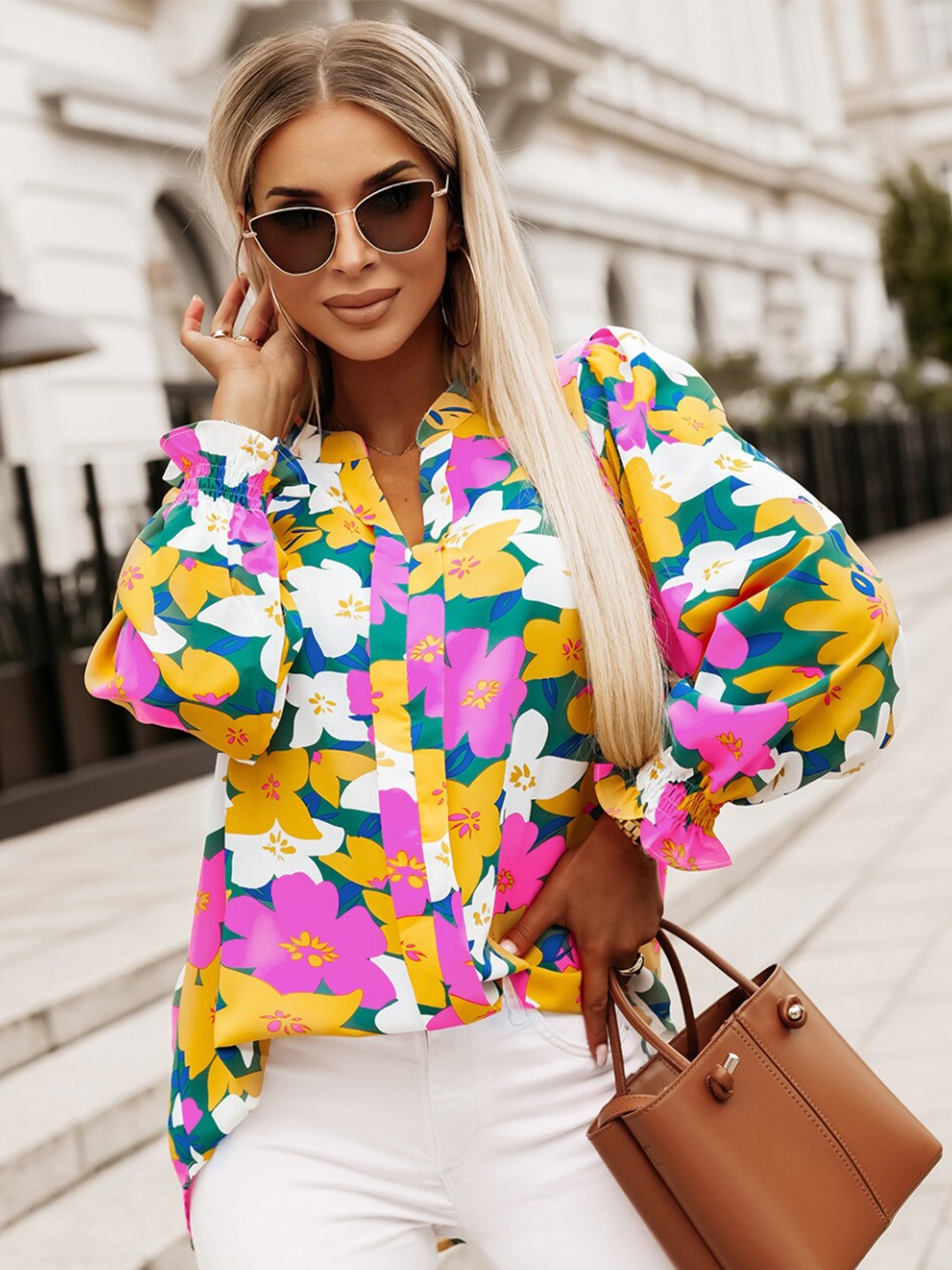 

StyleCast White Floral Printed Mandarin Collar Puff Sleeve Shirt Style Top