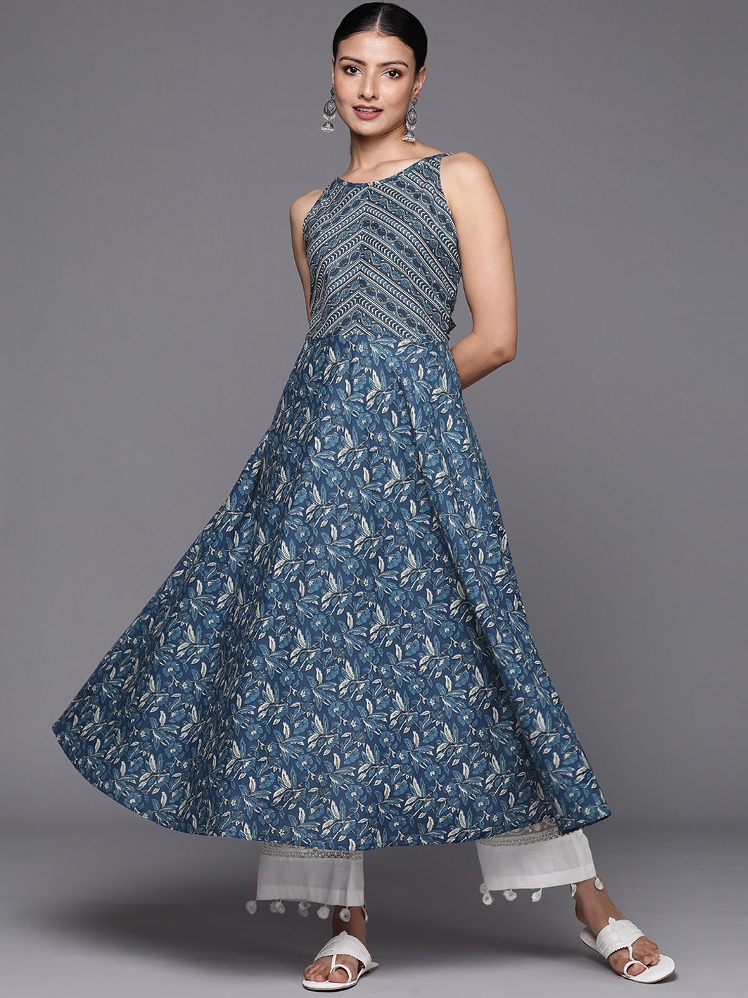 

KALINI Ethnic Motifs Printed Round Neck Sleeveless Mirror Work Anarkali Cotton Kurta, Navy blue