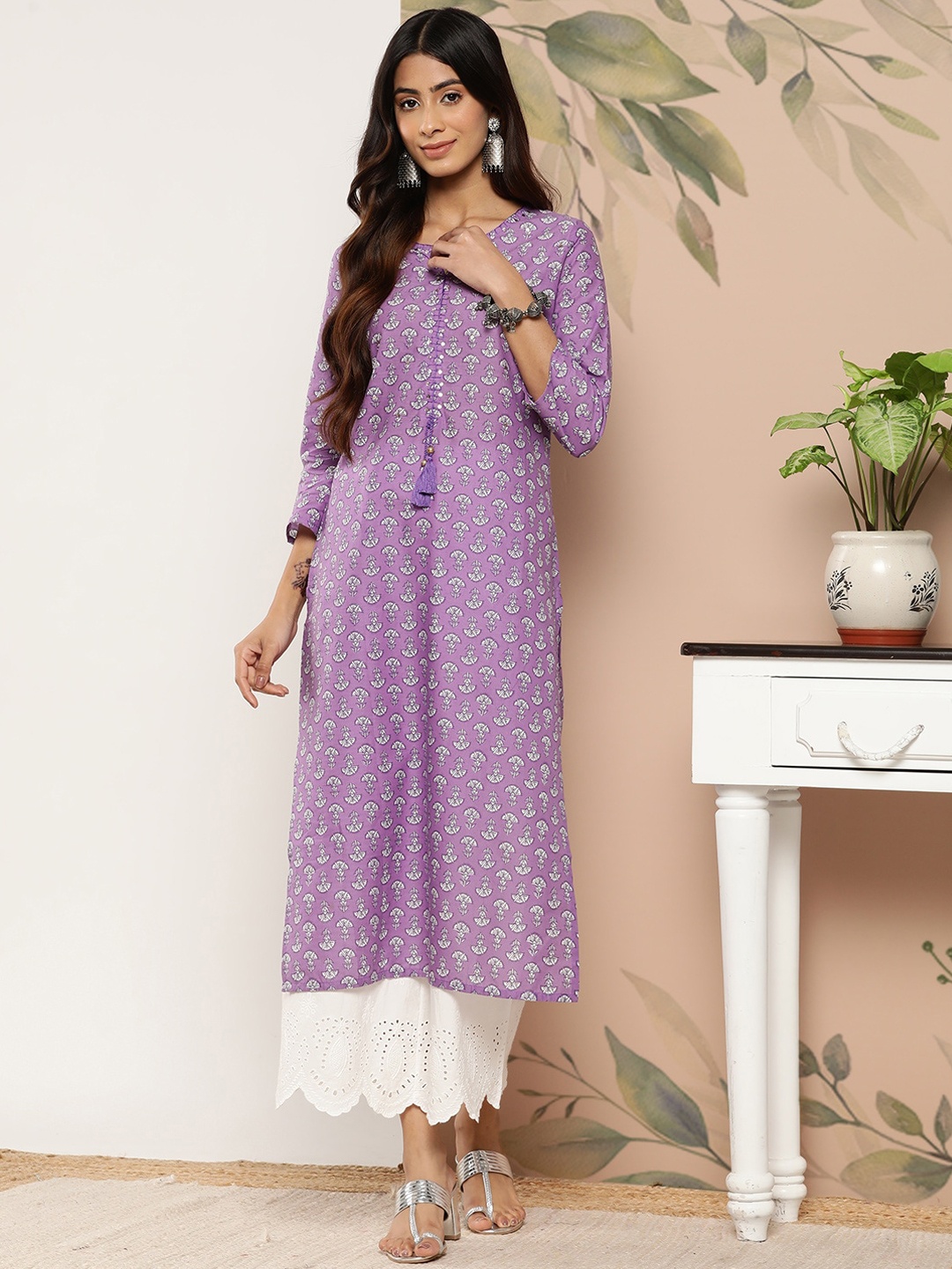 

KALINI Women Floral Printed Mirror Work Kurta, Purple