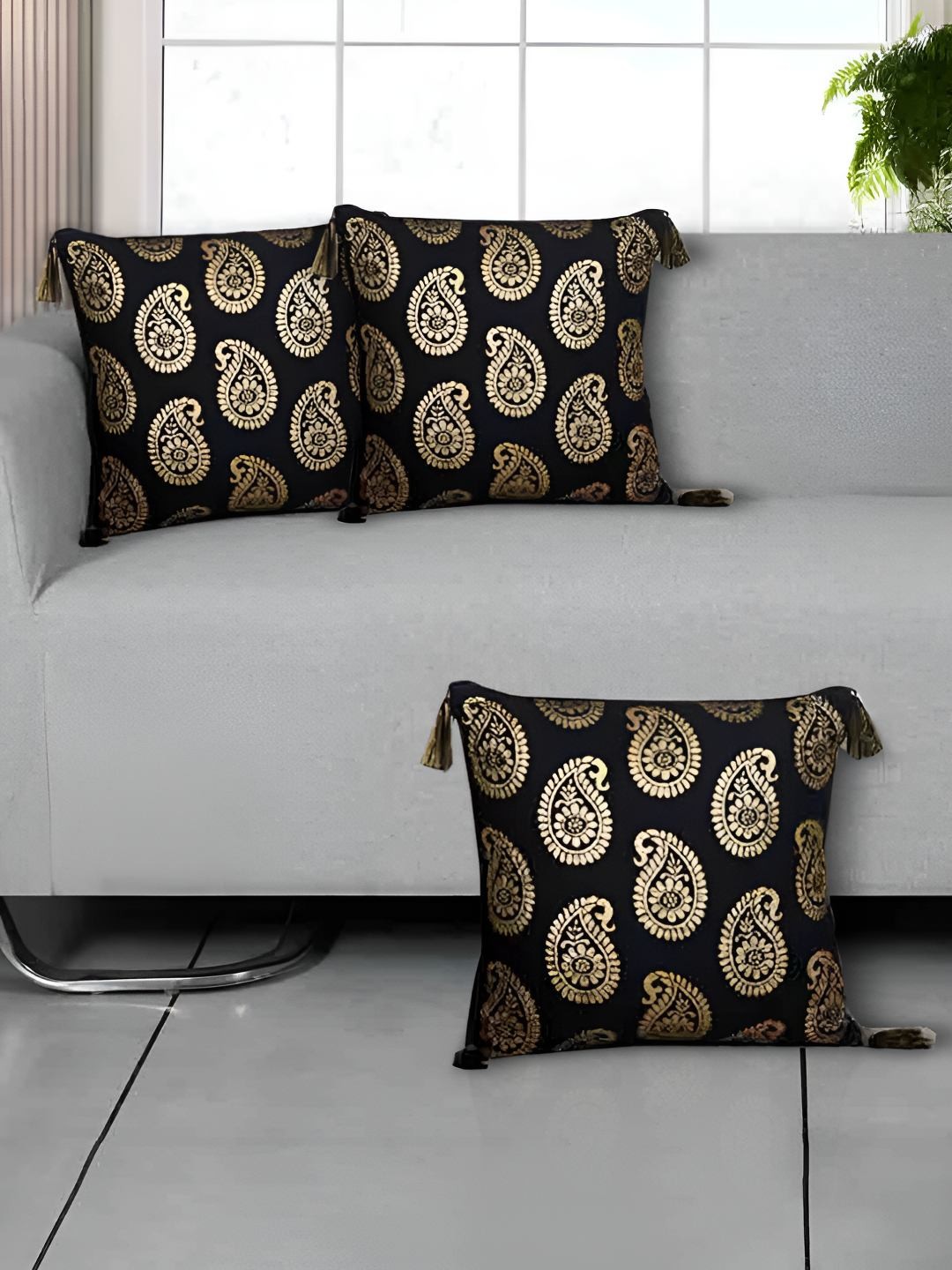 

Ode & Cleo Grey & Gold-Toned Set of 3 Ethnic Motifs Square Cushion Covers, Black