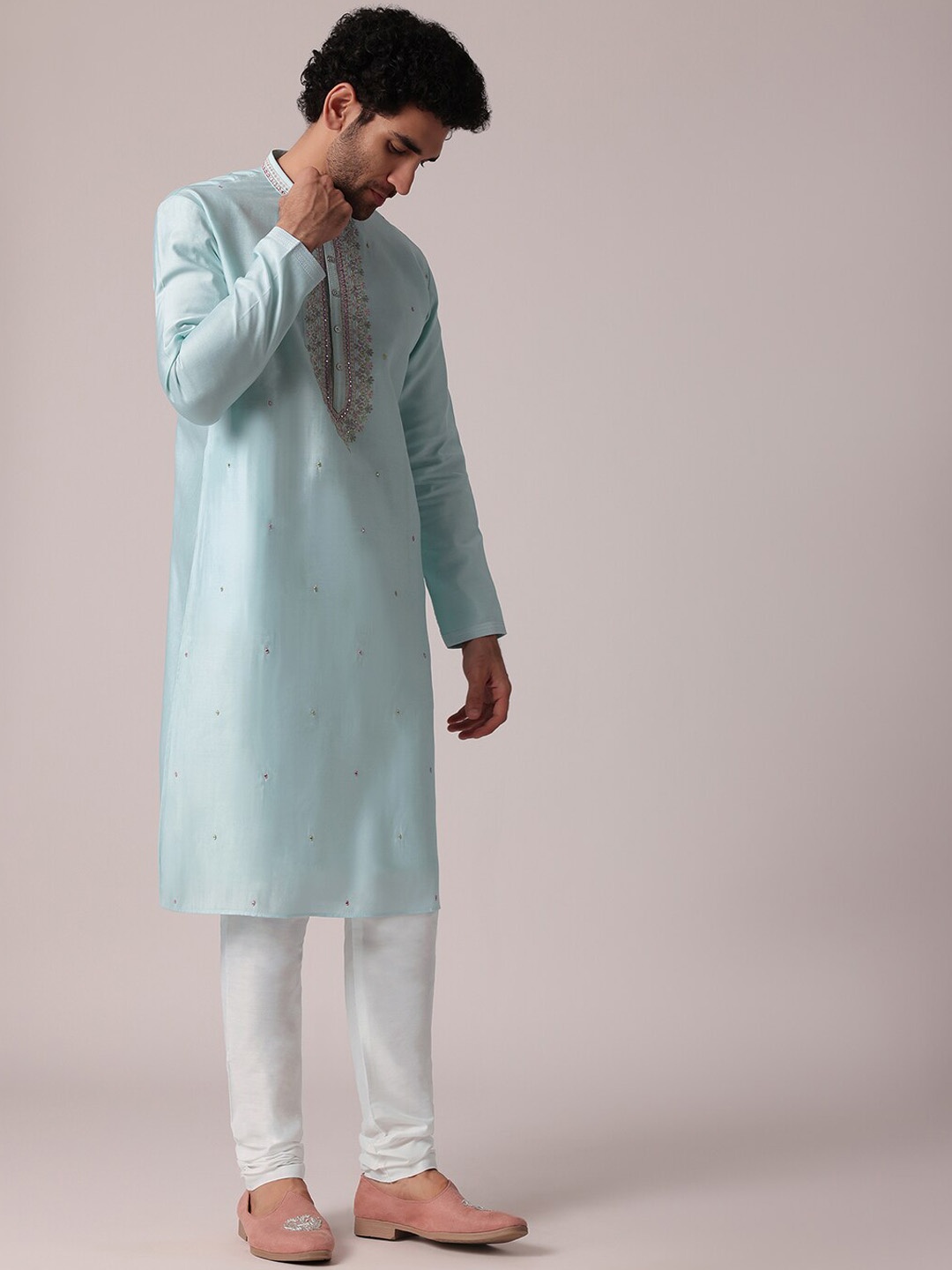 

KALKI Fashion Floral Embroidered Mandarin Collar Kurta with Pyjamas, Blue