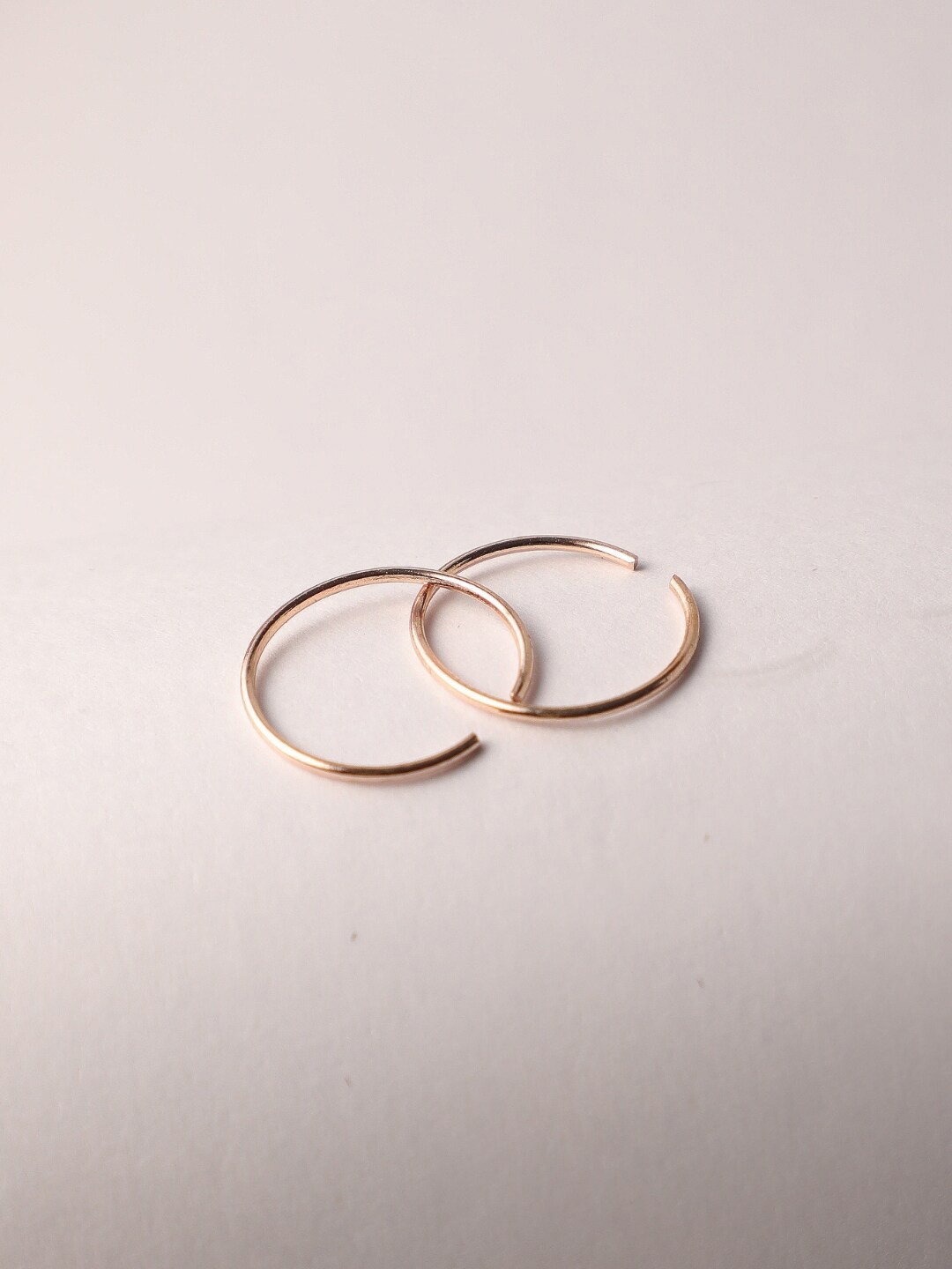 

Zeraki Jewels Rose Gold-Plated American Diamond Circular Hoop Earrings