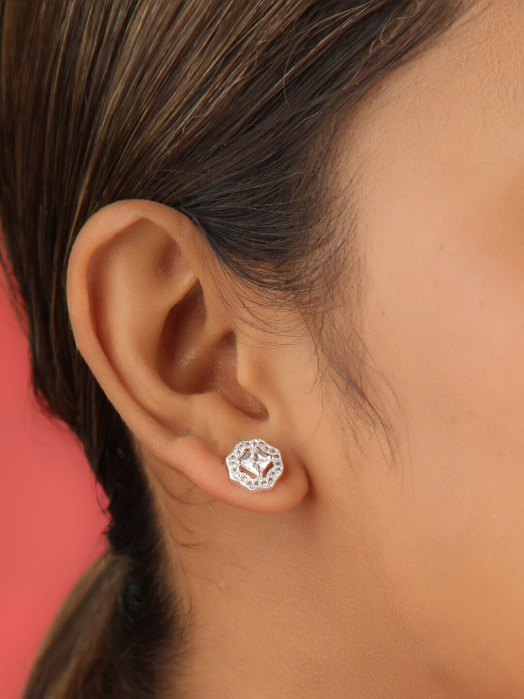 

Zeraki Jewels Silver-Plated American Diamond Studded Stud Earrings