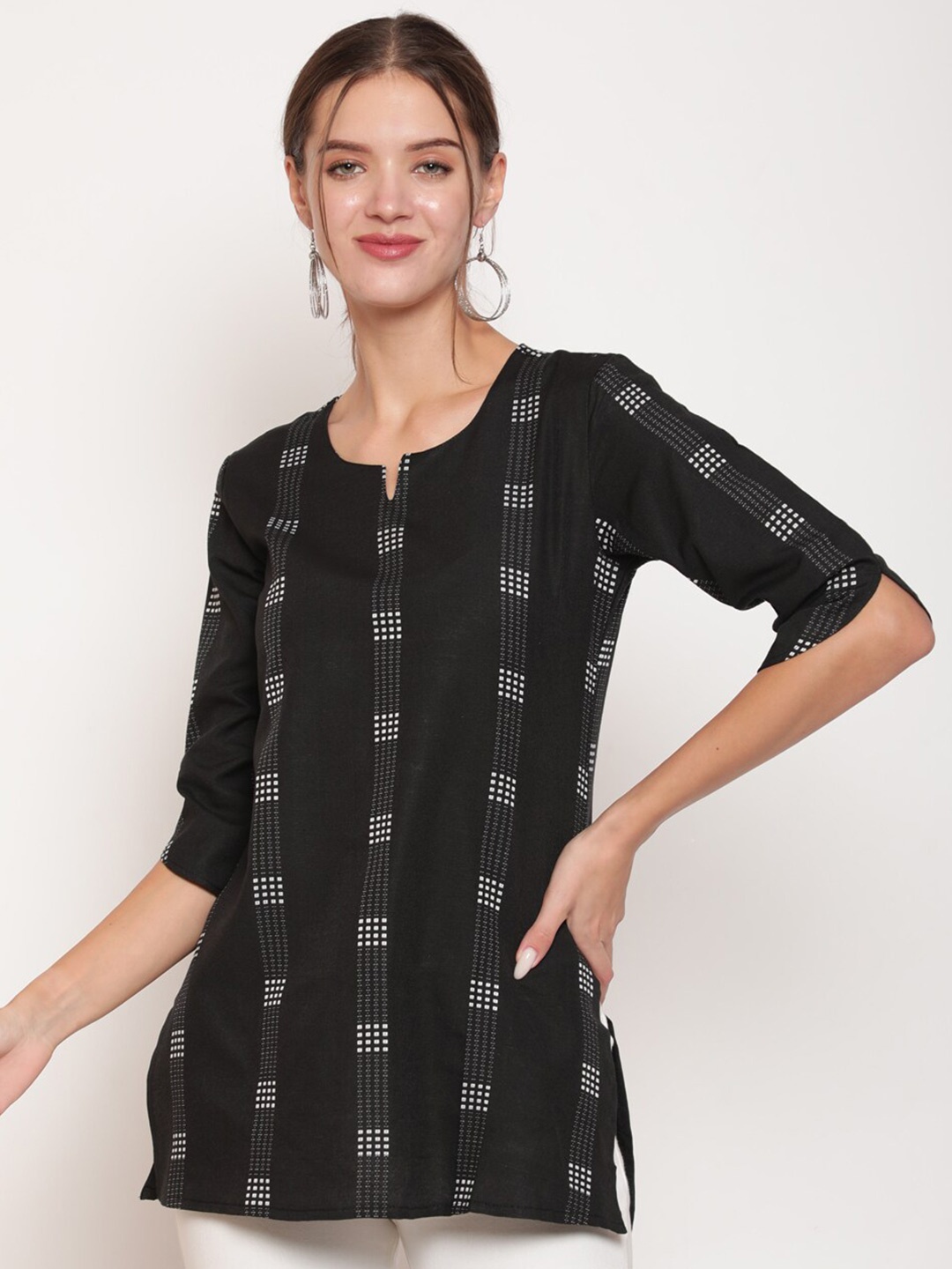 

AKIMIA Striped Round Neck Cotton Jacquard Straight Kurti, Black