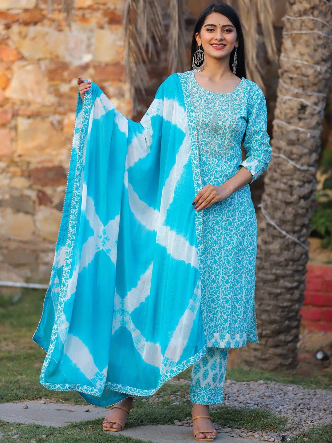 

Chandbaali Floral Printed Regular Mirror Work Pure Cotton Kurta With Trousers & Dupatta, Blue