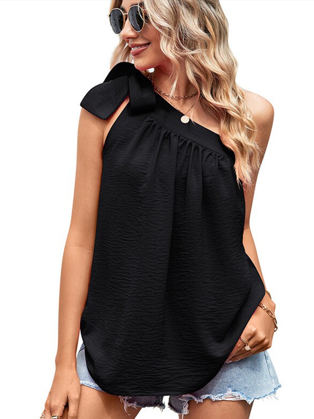 

StyleCast Black One Shoulder Sleeveless Top