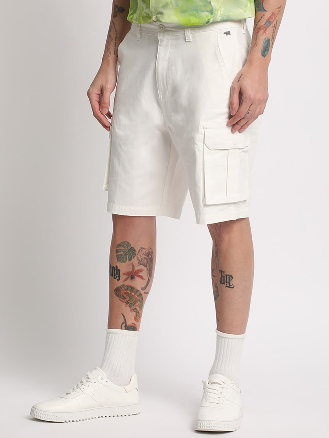 

THE BEAR HOUSE Men Slim Fit Pure Cotton Cargo Shorts, White