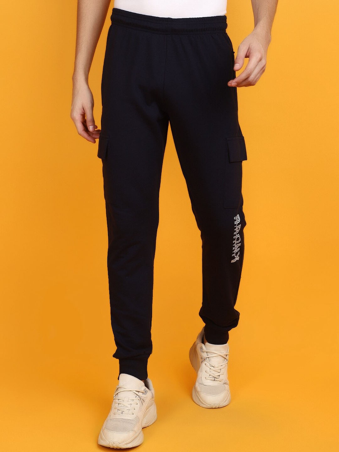 

V-Mart Men Mid-Rise Cotton Cargo Joggers, Navy blue