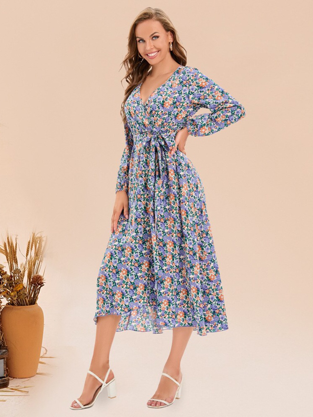 

StyleCast Blue Floral Printed V-Neck Tie Up Wrap Dress