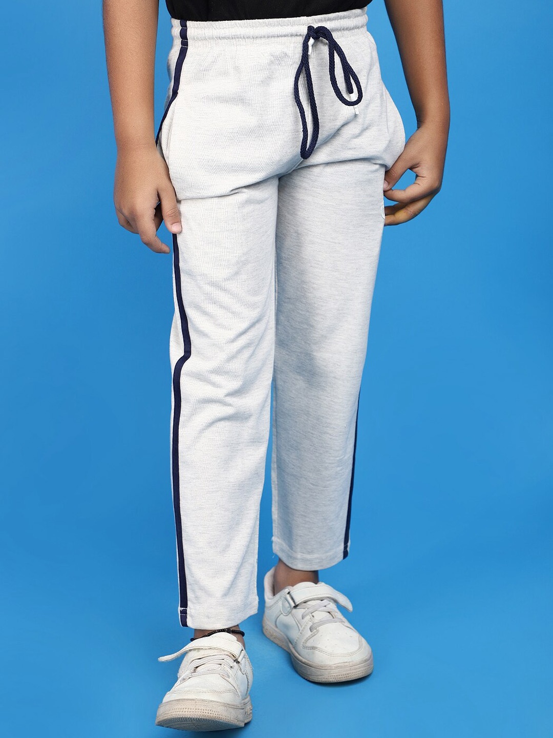 

V-Mart Boys Mid-Rise Cotton Track Pants, Grey