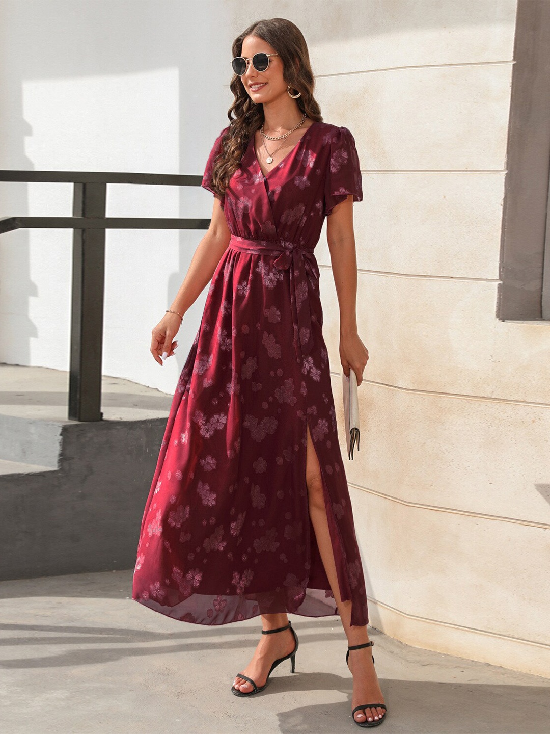 

StyleCast Maroon Floral Printed V-Neck Short Sleeves Gathered Maxi Dress