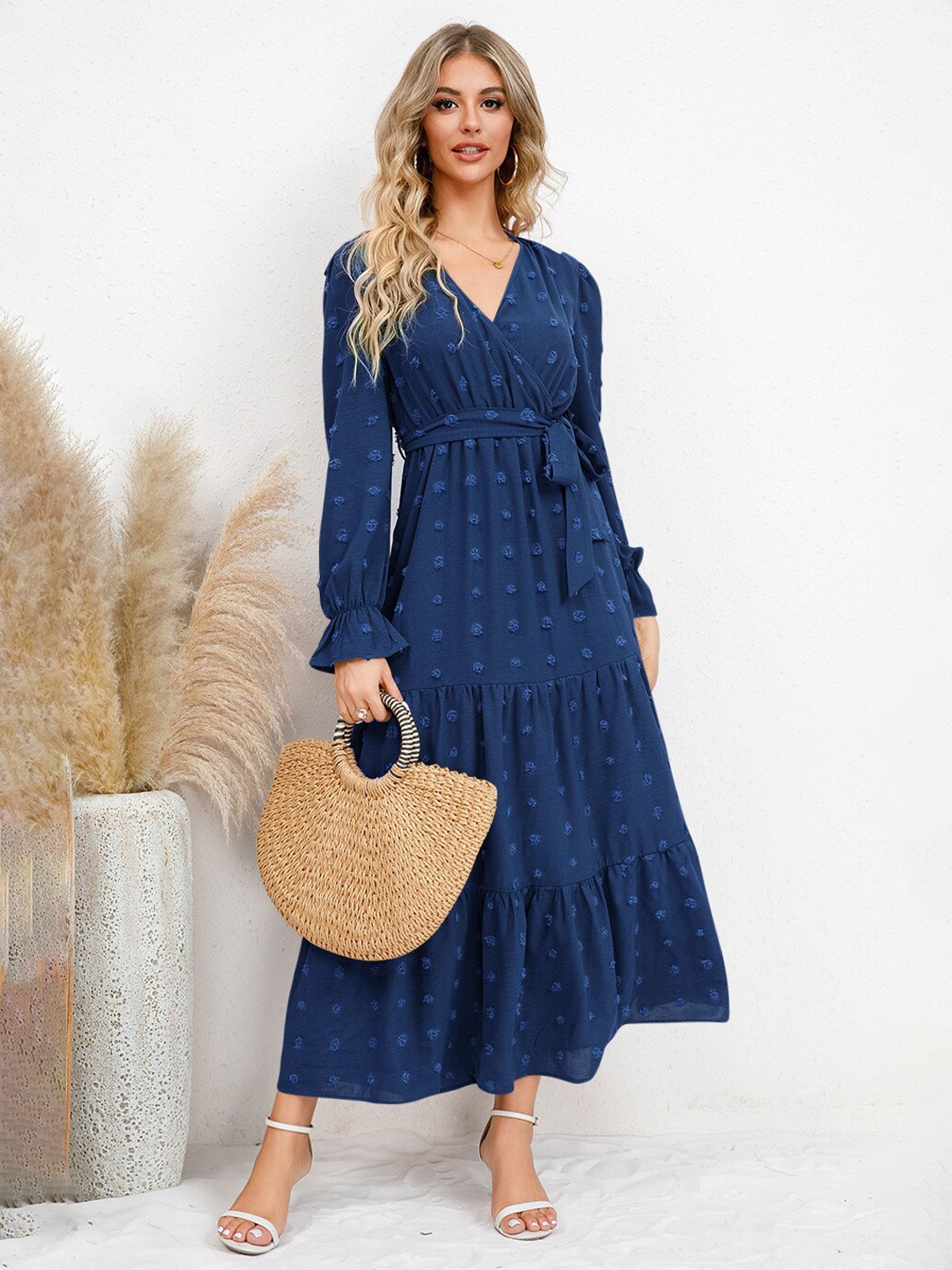 

StyleCast Navy Blue V-Neck Maxi Midi Dress