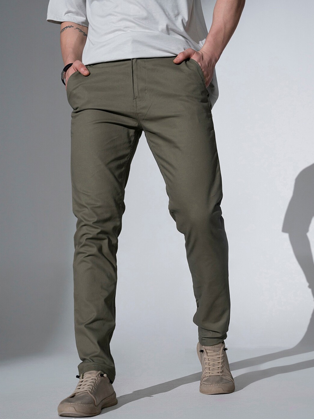 

Hubberholme Men Slim Fit Trousers, Olive