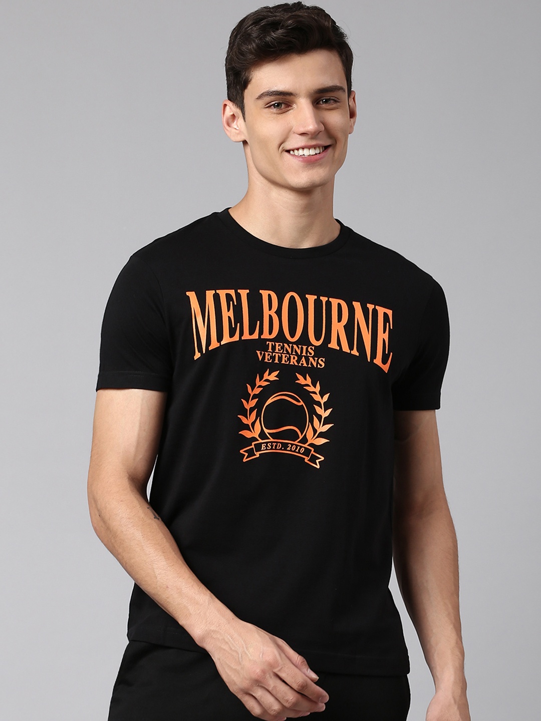 

Hubberholme Men Typography Printed Pockets T-shirt, Black