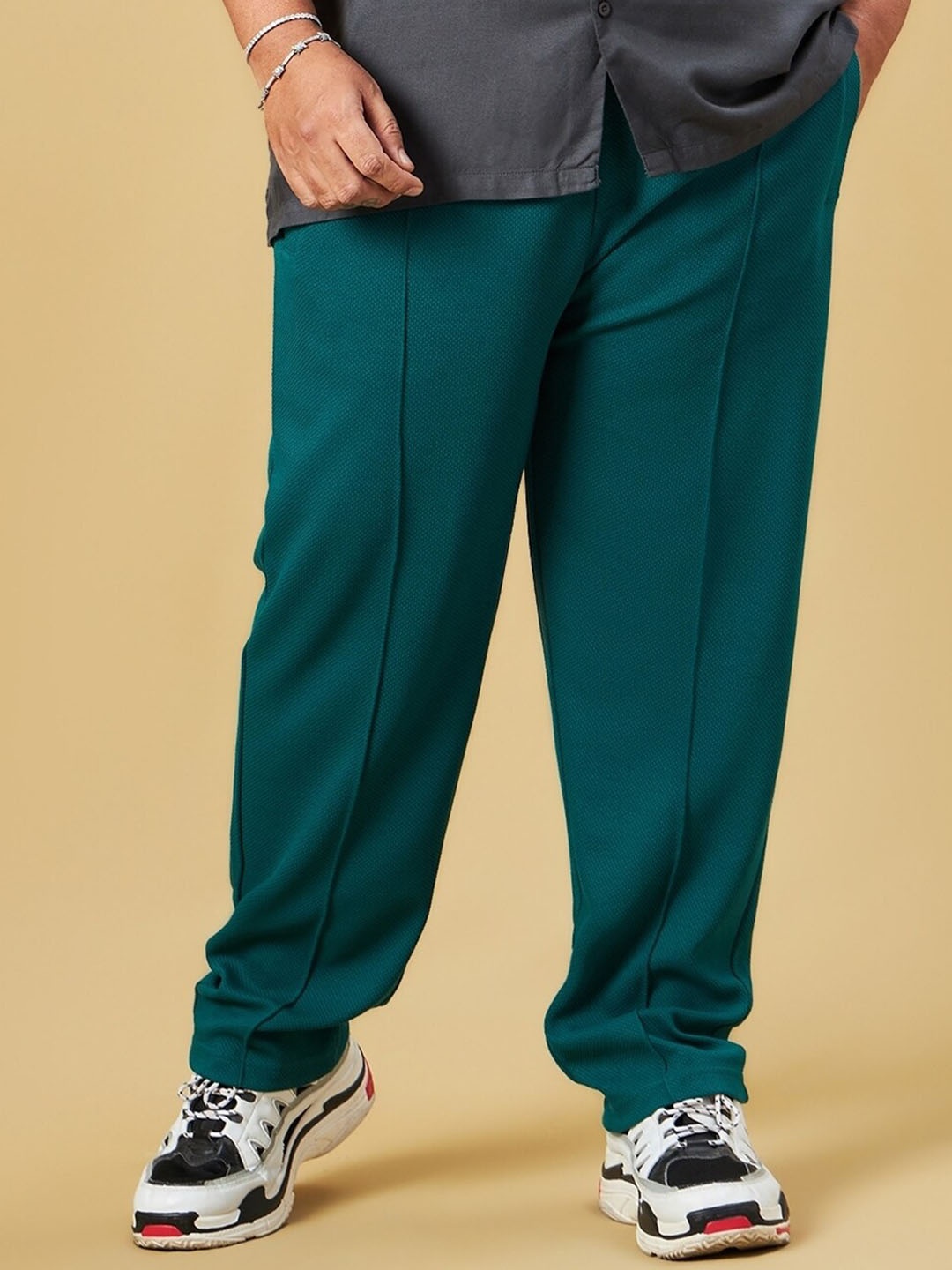 Bewakoof Men Plus Size Track Pants, Green