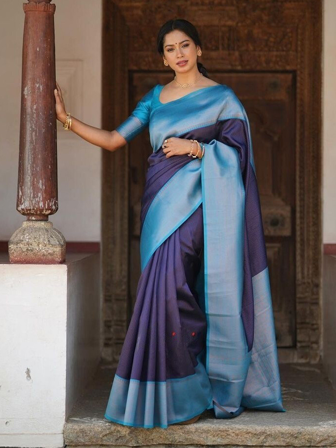 

KALINI Striped Zari Art Silk Saree, Purple