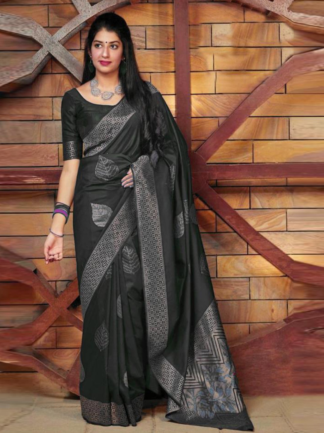 

KALINI Ethnic Motifs Woven Design Zari Saree, Black
