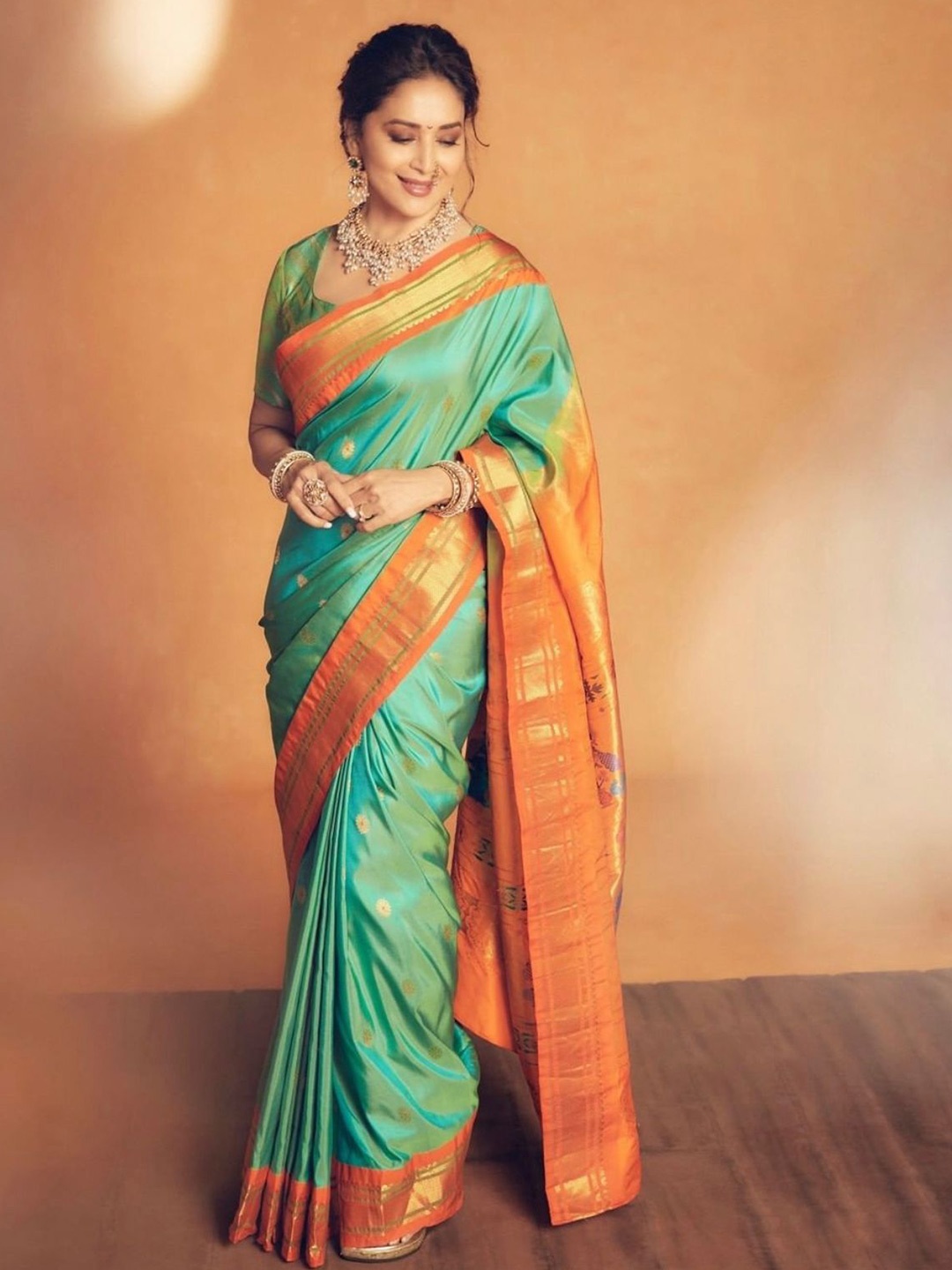 

KALINI Ethnic Motifs Woven Design Zari Saree, Green