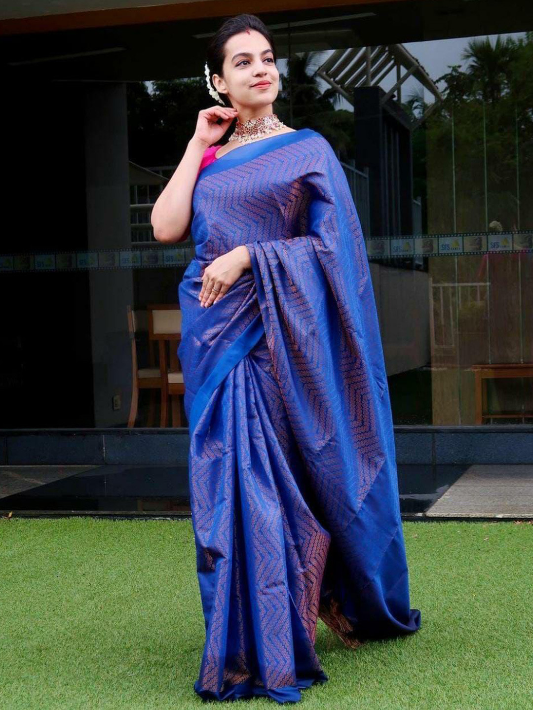

KALINI Geometric Woven Design Art Silk Saree, Blue