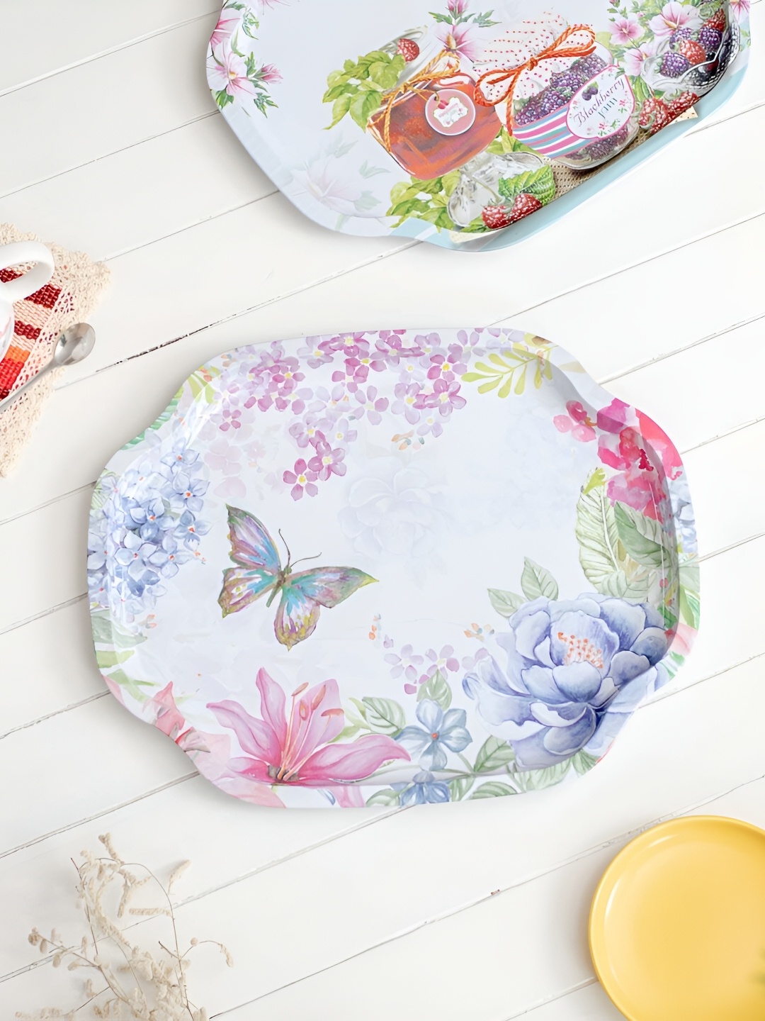 

THEDECORKART White Printed Dishwasher Safe Serving Tray