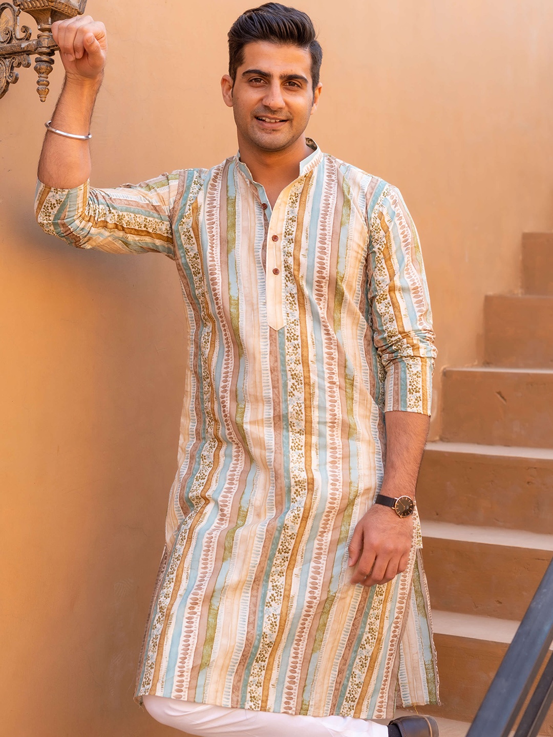 

Shasak Printed Mandarin Collar Cotton Kurta, White