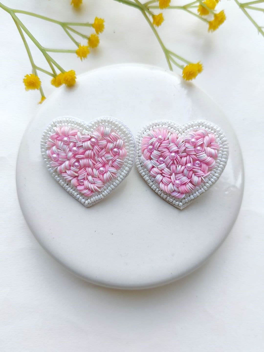 

Crunchy Fashion Beaded Heart Shaped Stud Earrings, Pink