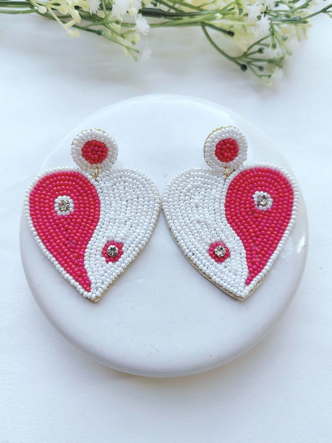 

Crunchy Fashion Beaded Heart Shaped Drop Earrings, Pink