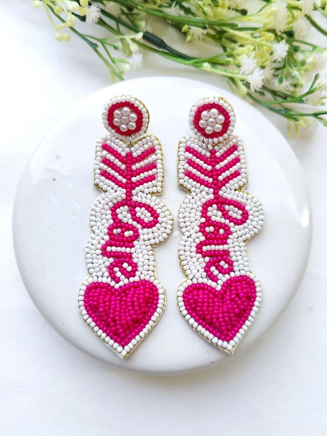 

Crunchy Fashion Beaded Heart Shaped Drop Earrings, Pink