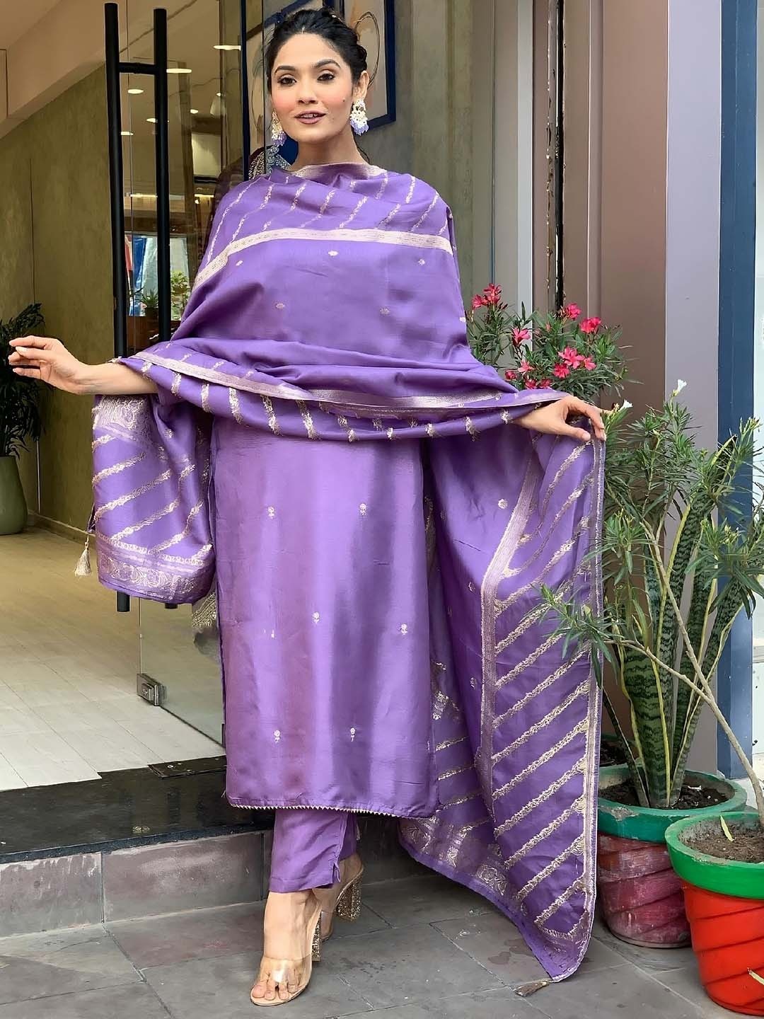 

KALINI Women Ethnic Motifs Regular Kurta with Trousers & With Dupatta, Purple