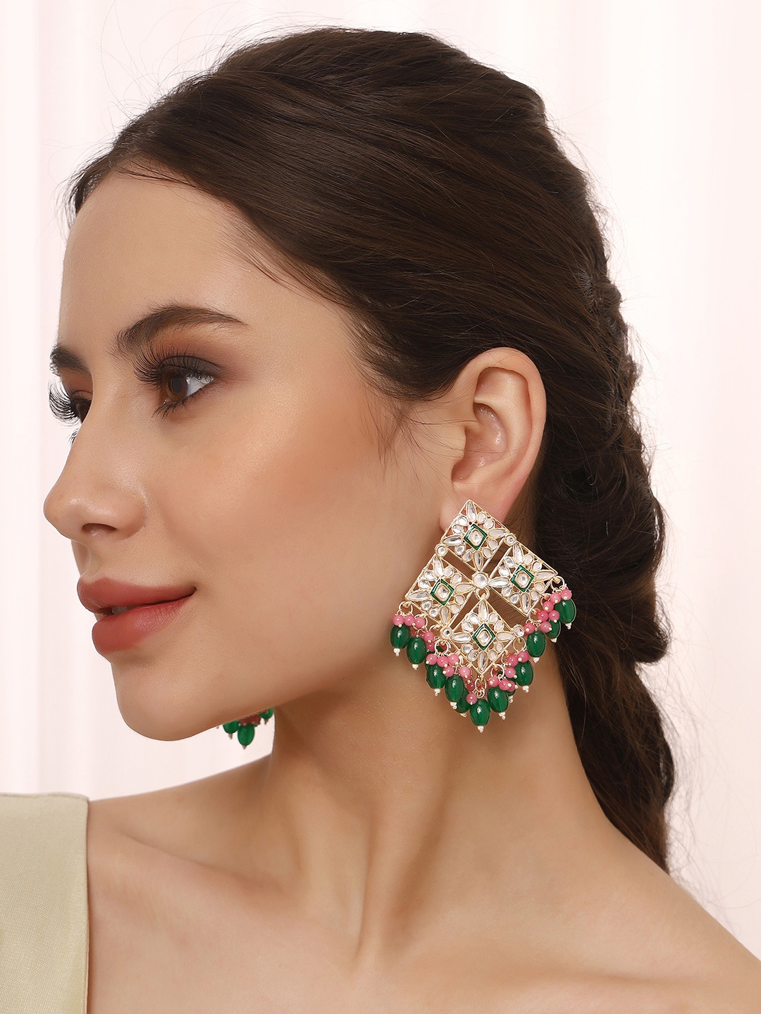 

Priyaasi Gold-Plated Kundan Studded Beads Beaded Diamond Shaped Drop Earrings