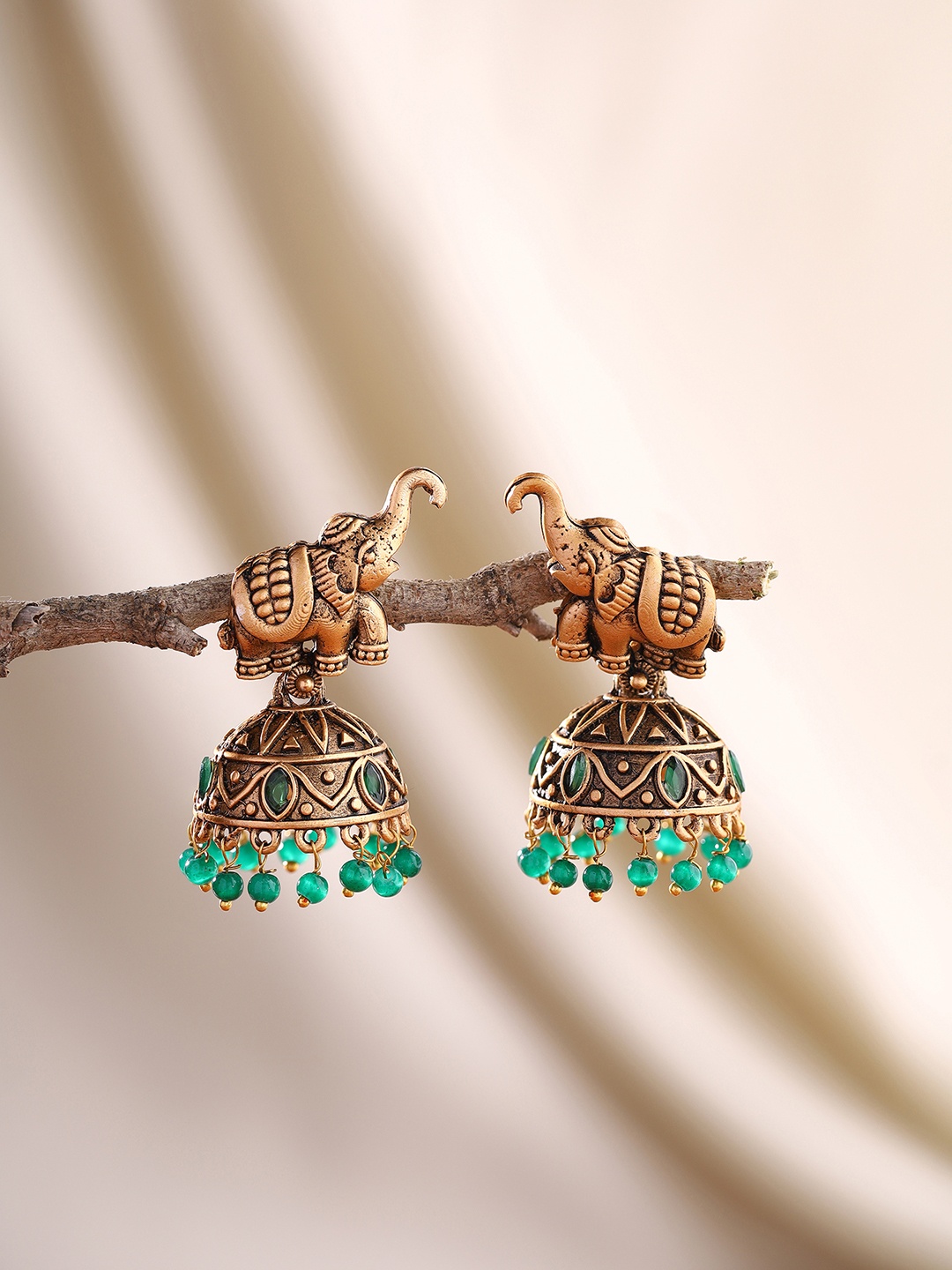 

Priyaasi Gold-Plated Artificial Stones-Studded & Beaded Jhumkas