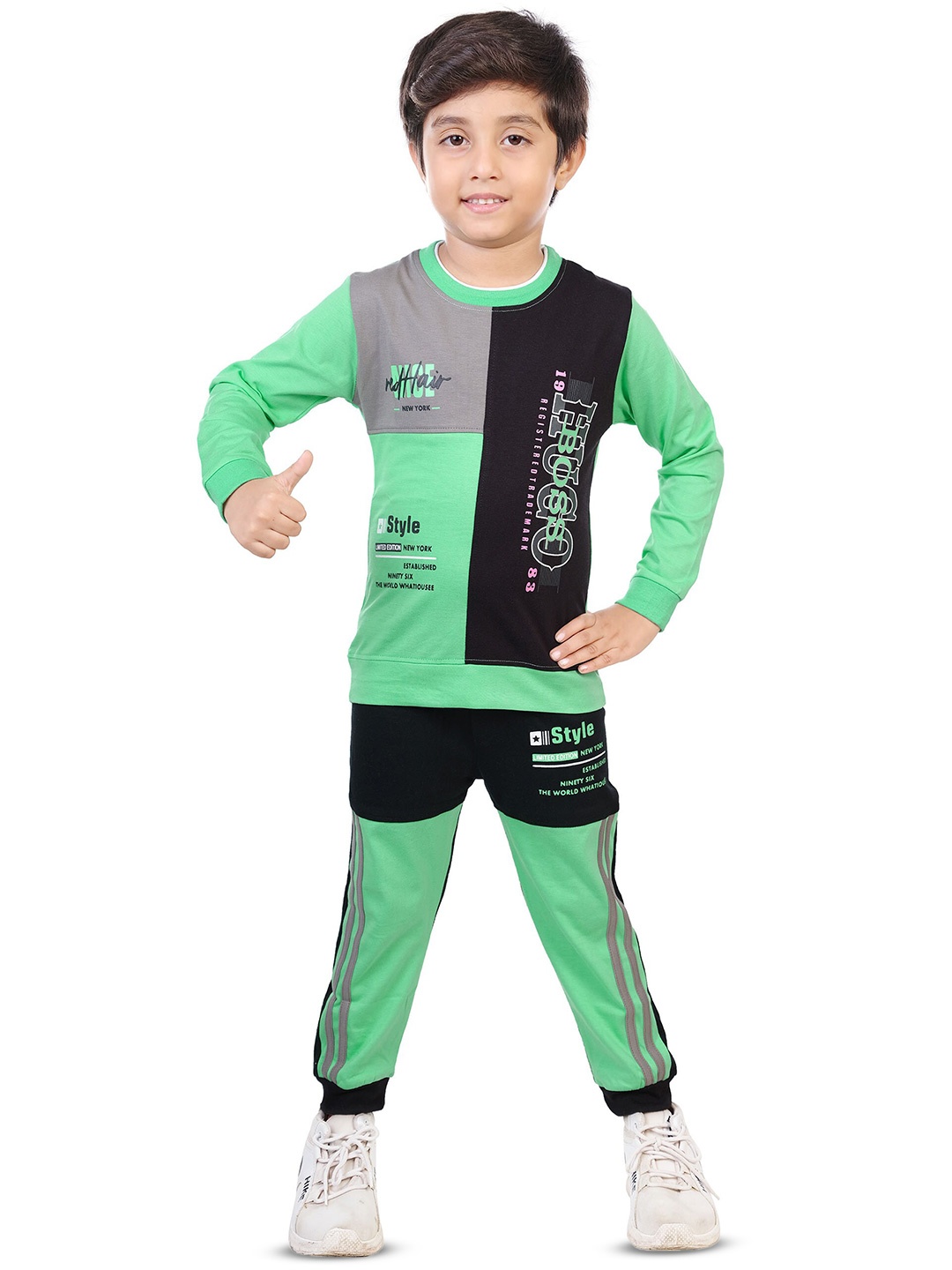 

BAESD Boys Printed Pure Cotton T-shirt with Pyjamas, Green
