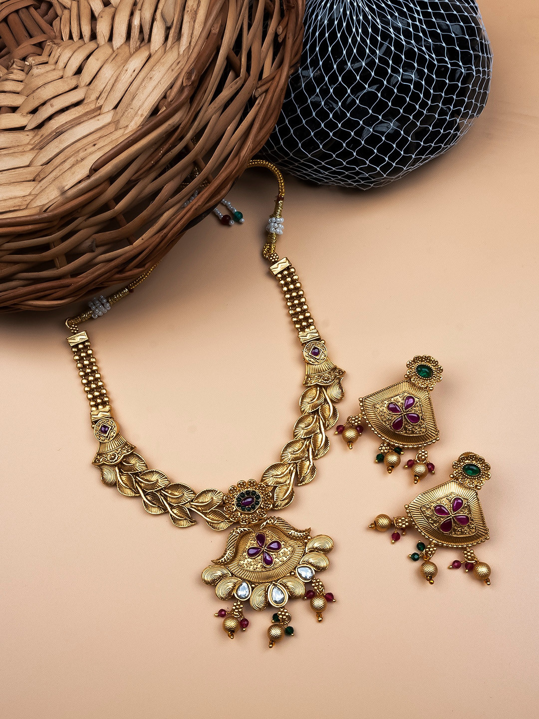 

StileAdda Gold-Plated Stone-Studded Kempu Jewellery Set
