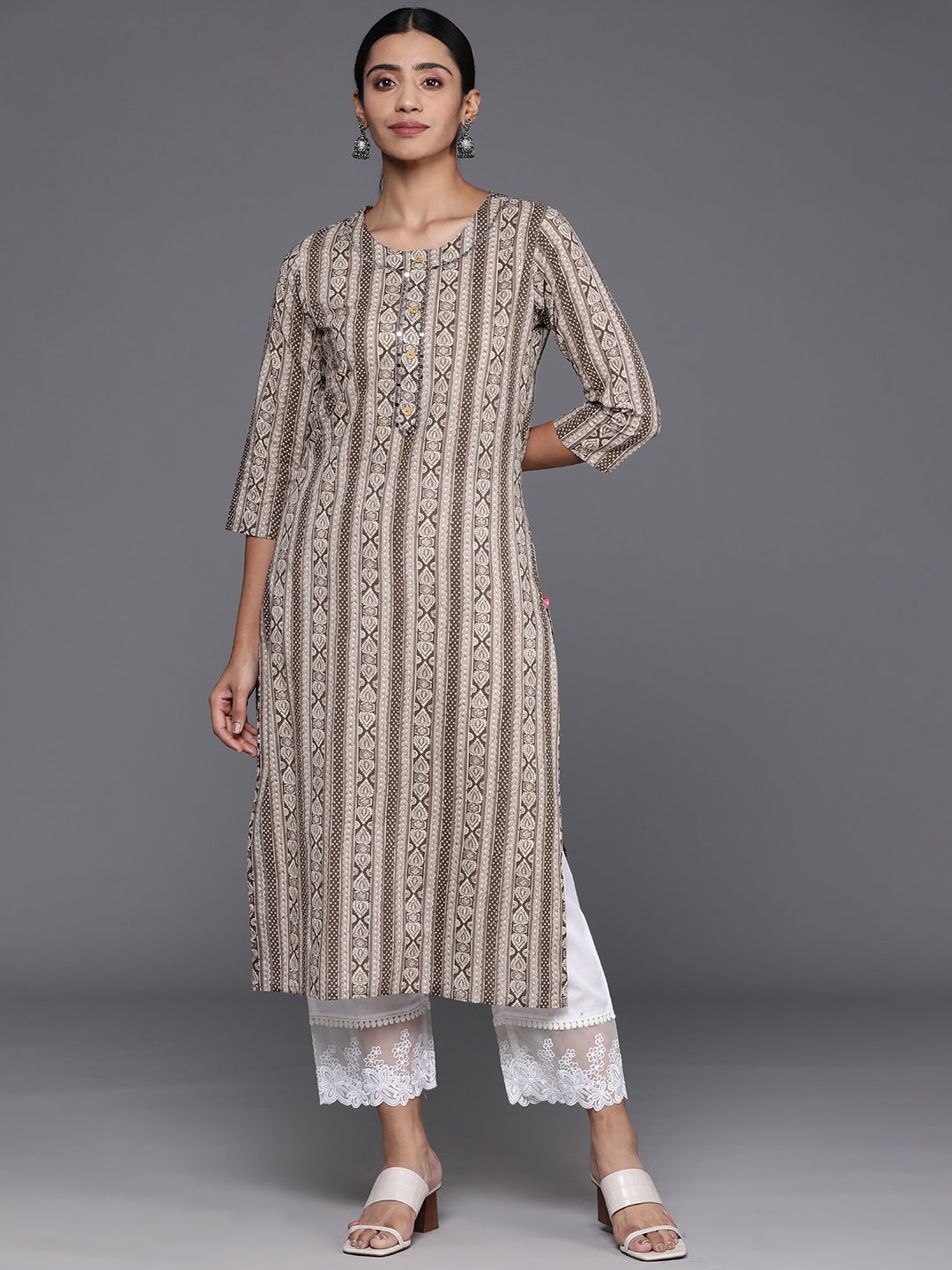 

KALINI Geometric Striped Round Neck Three-Quarter Sleeves Sequinned Cotton Kurta, Black