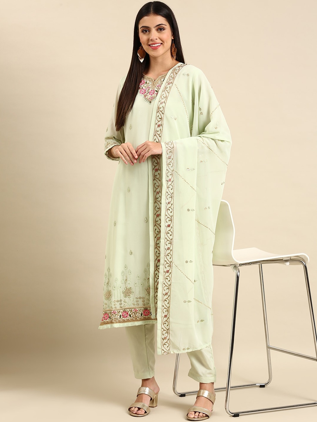 

Shaily Floral Embroidered Regular Silk Georgette Kurta With Trousers & Dupatta, Green
