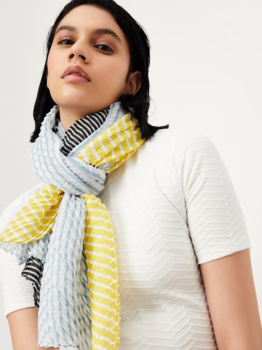 

max Striped Scarf, Yellow