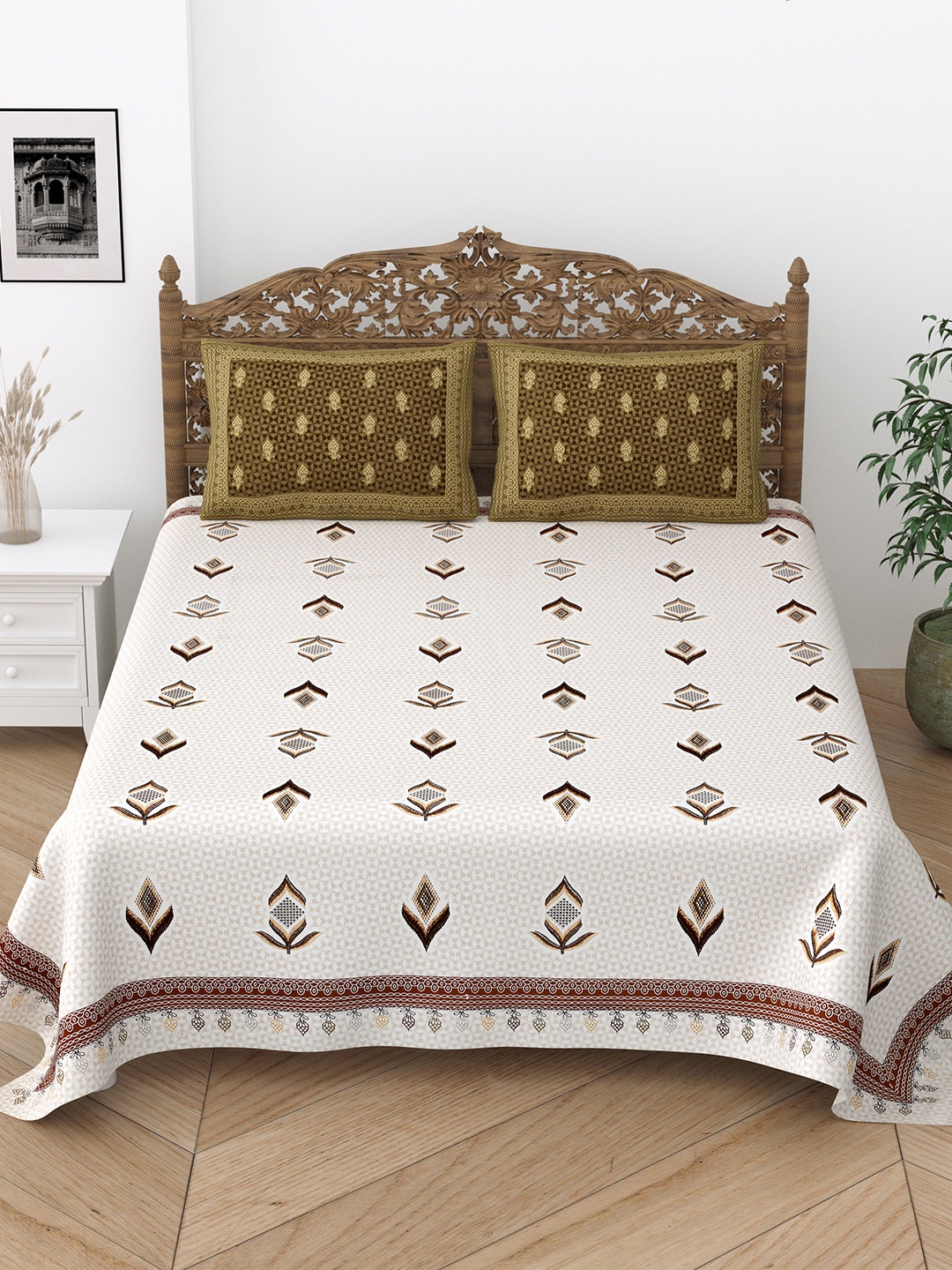 

Serene Decor Green & White Ethnic Motifs 210 TC King Bedsheet with 2 Pillow Covers