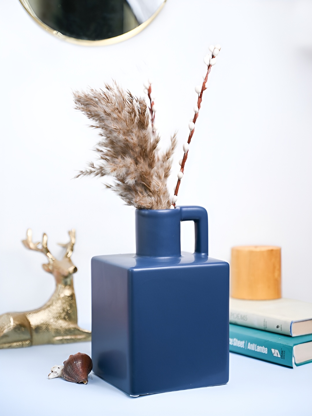 

MARKET99 Blue Patterned Ceramic Vase