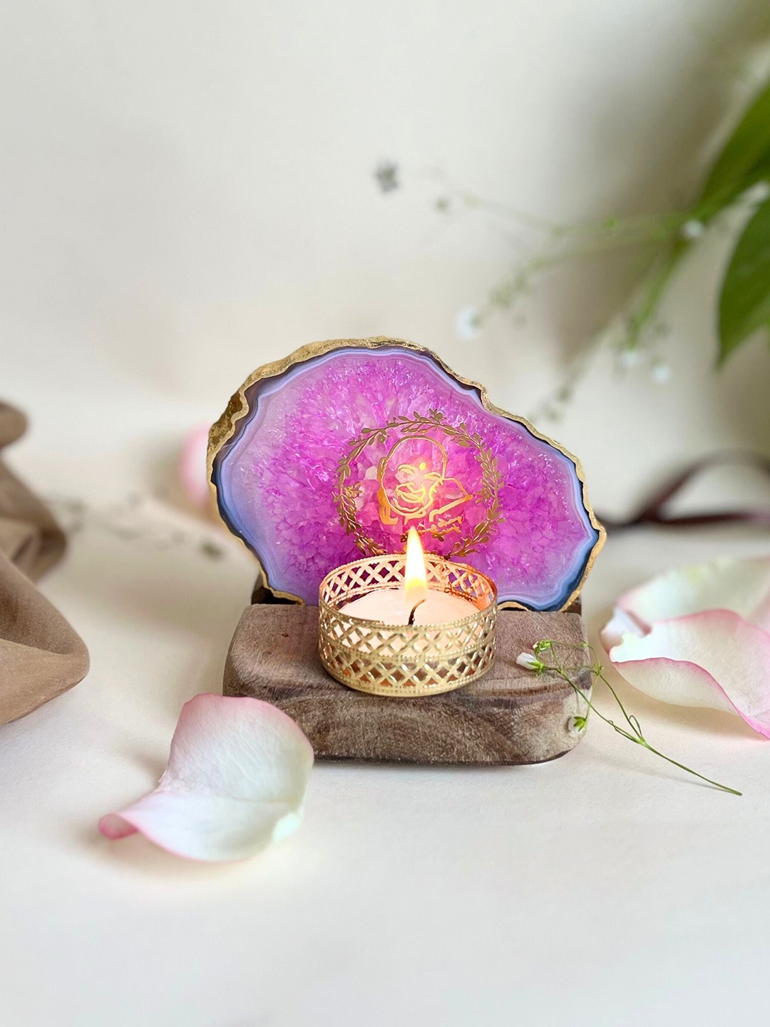 

HOMEARTE Pink Agate Guru Ji Tea Light Candle Holder