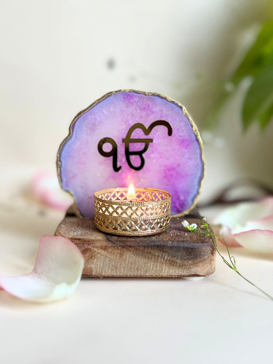 

HOMEARTE Pink Agate Ik Onkar Tea Light Candle Holder