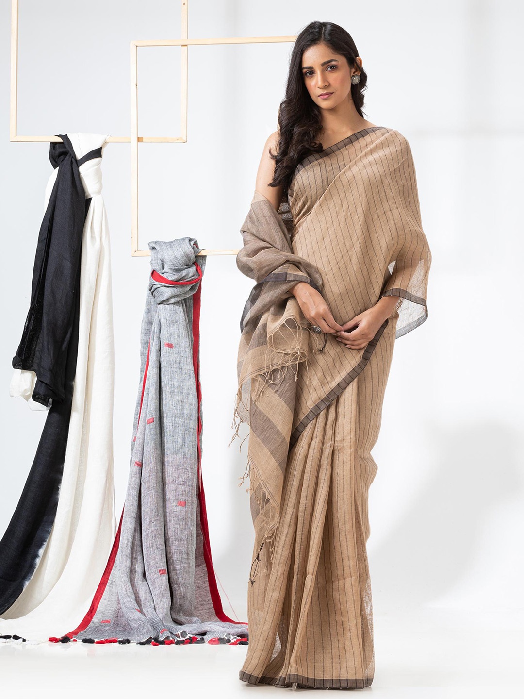 

Angoshobha Striped Woven Design Pure Linen Saree, Tan