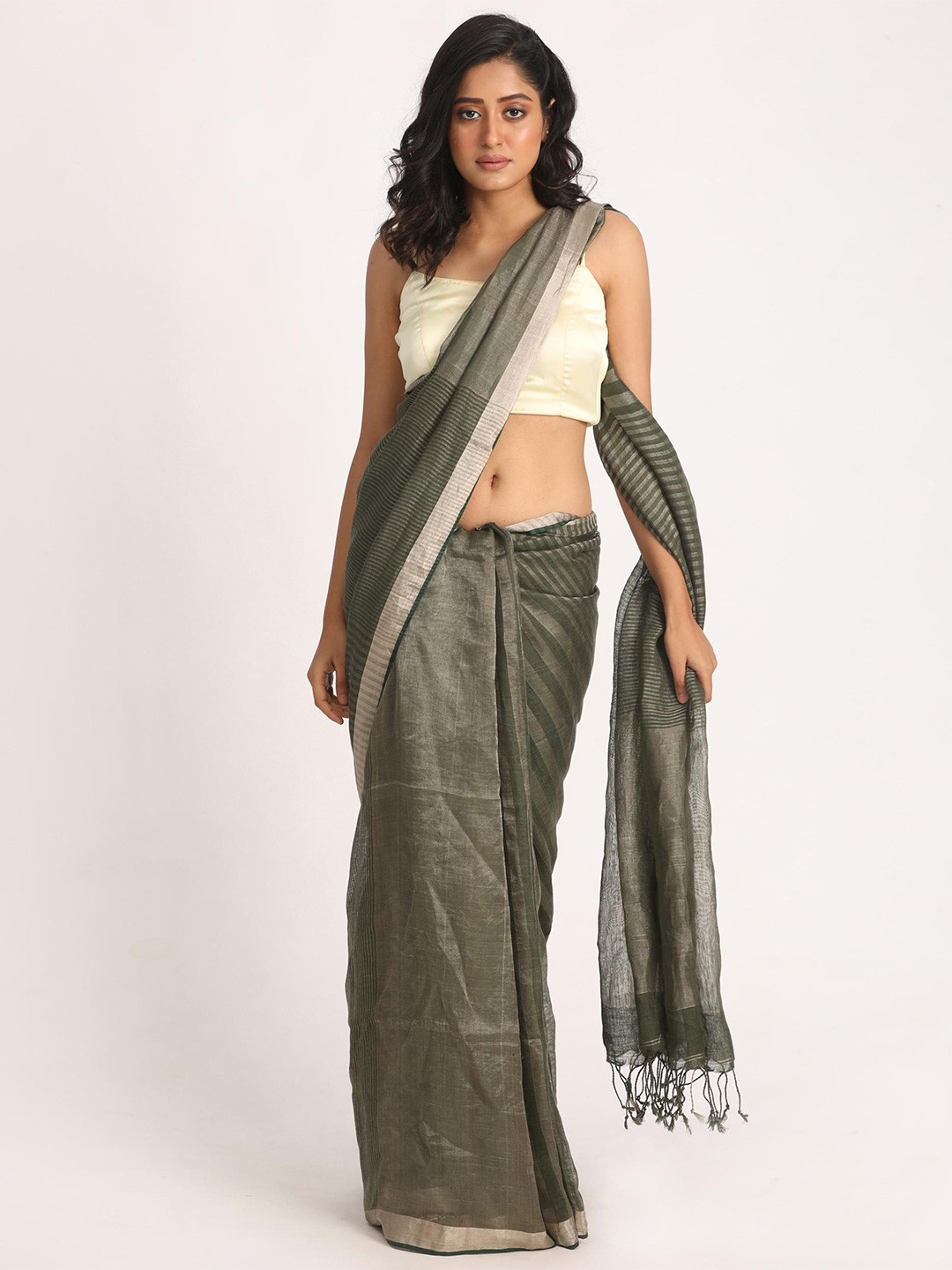 

Angoshobha Striped Pure Linen Saree, Green