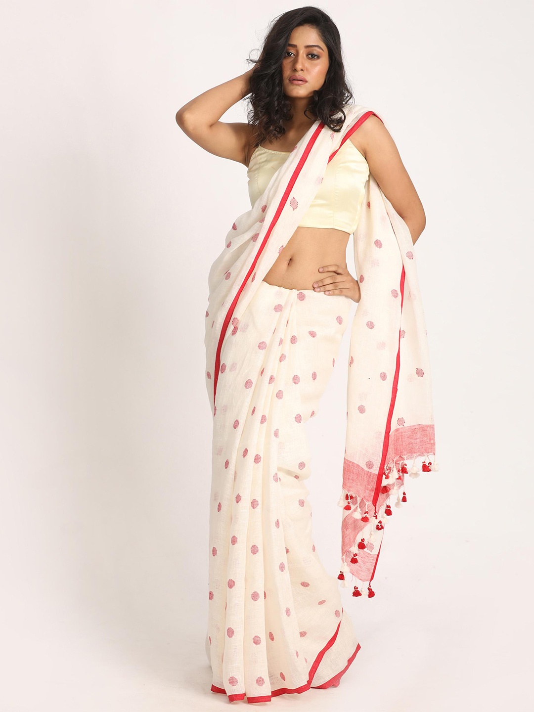 

Angoshobha Woven Design Pure Linen Jamdani Saree, White