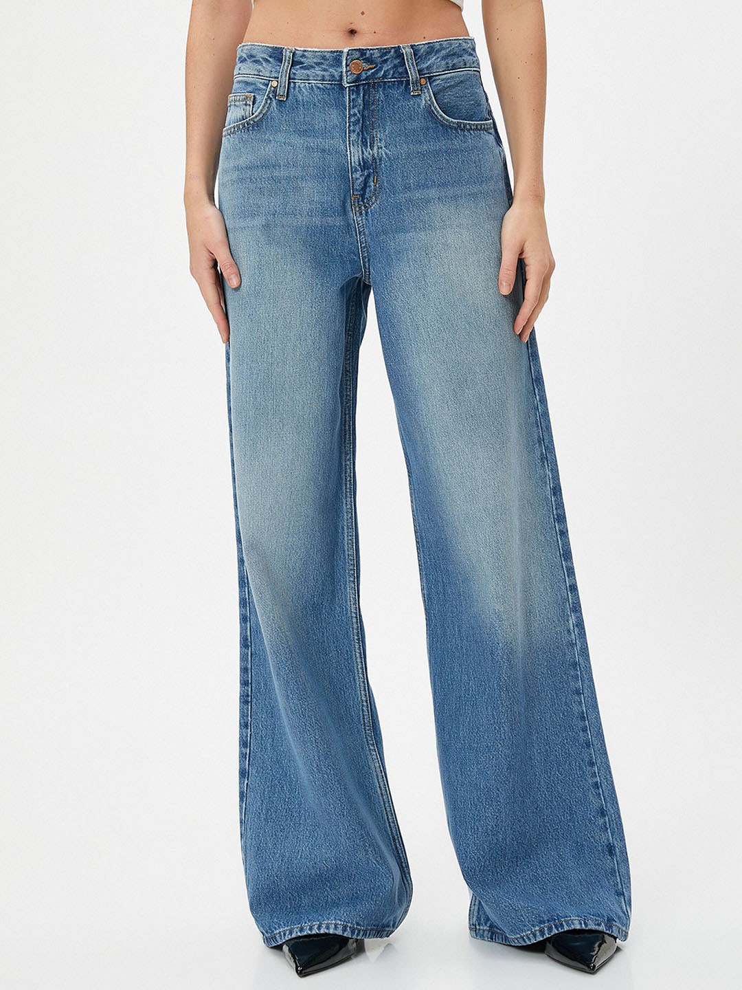 

Koton Women Mid-Rise Clean Look Heavy Fade Jeans, Blue